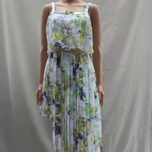 BCBGeneration floral pleated maxi dress size 4
